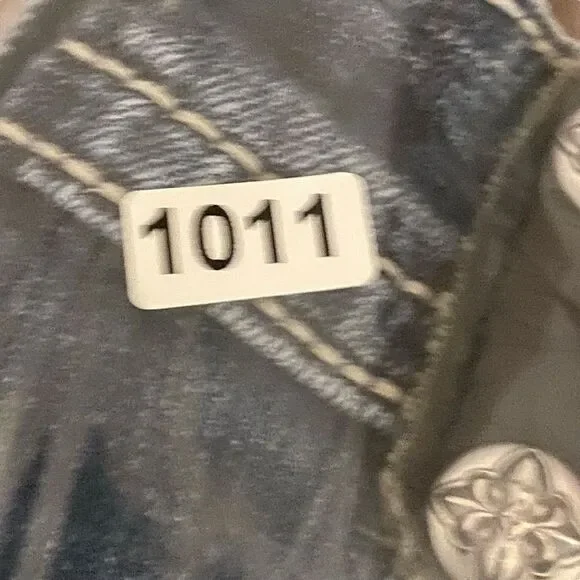 Miss Me Women's Blue Boot Cut Jeans with Gold Embroidery - Picture 13 of 13